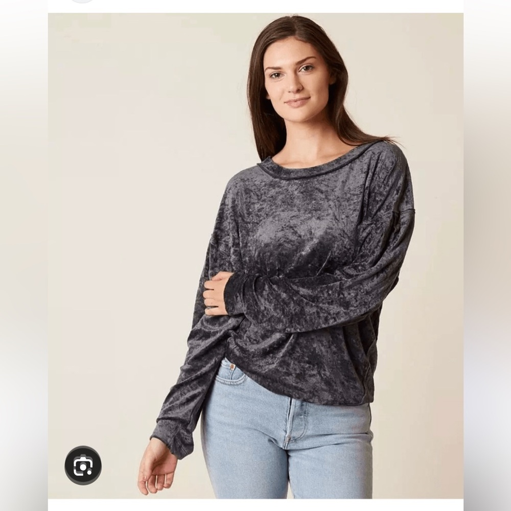 We The Free Top Velour